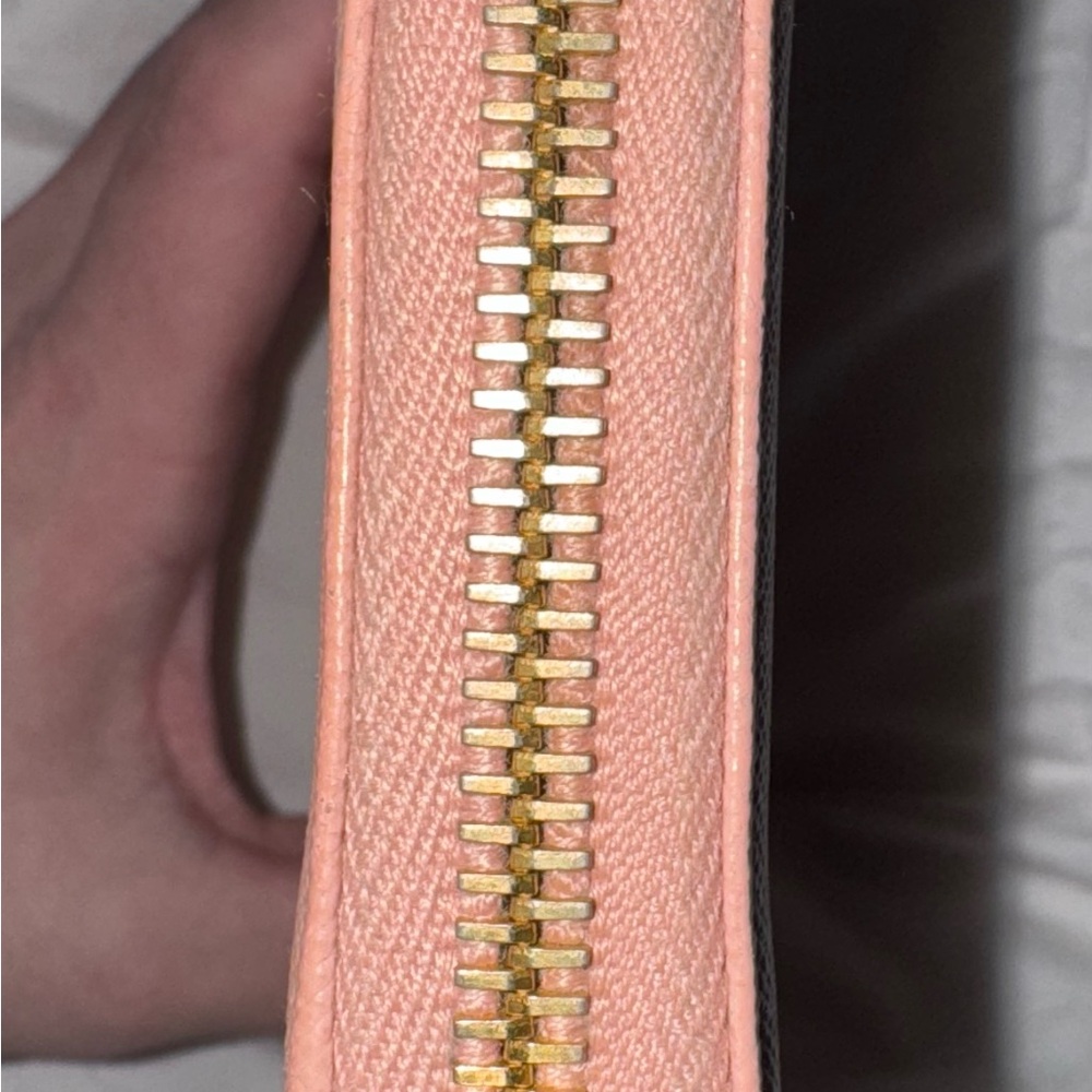 Prada Blush Pink Wallet - Picture 5 of 12